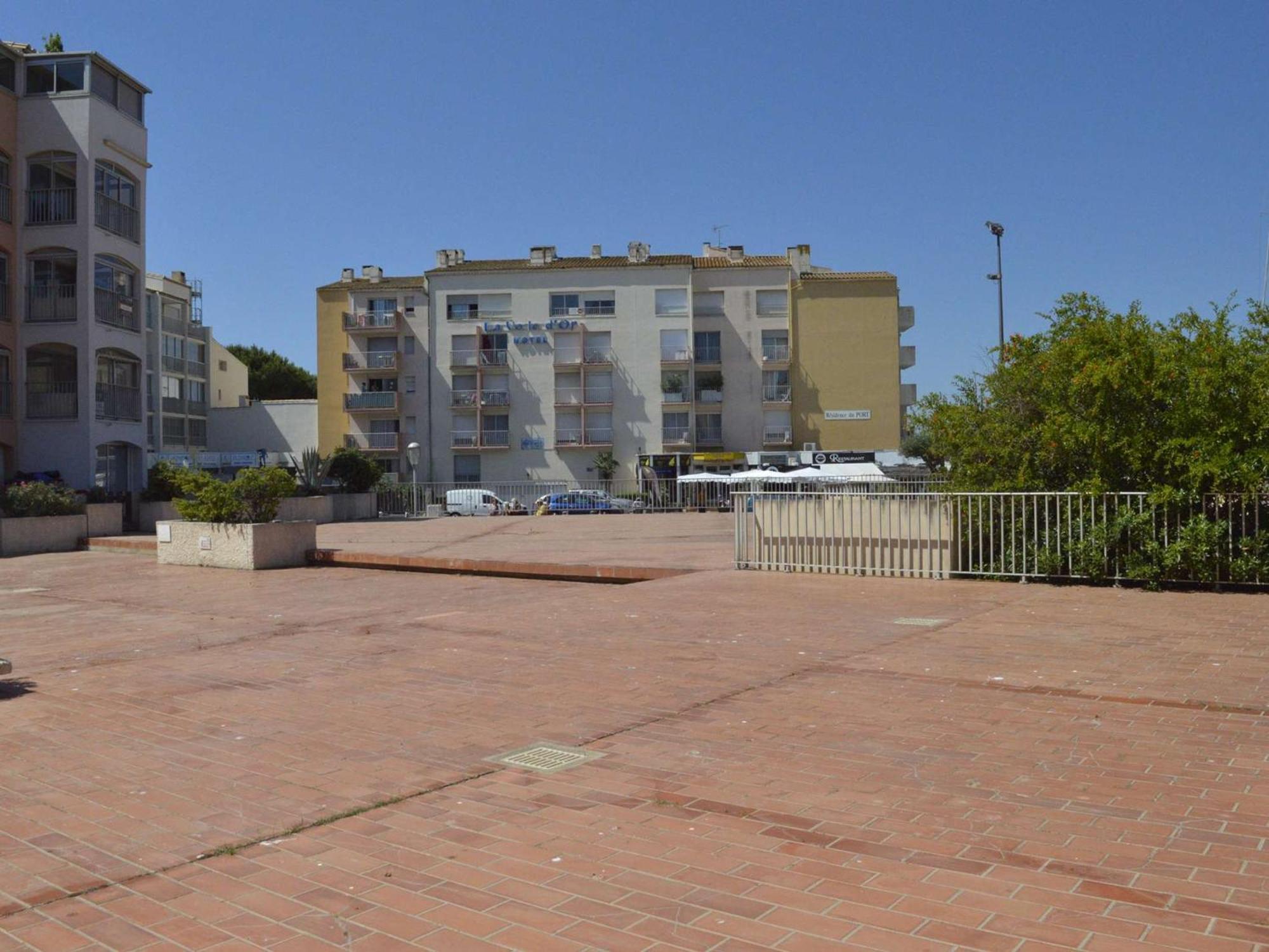 Studio Cabine, Terrasse, Cap D'Agde - 4 Pers, Proche Plage Et Commerces - Fr-1-249-255 Exteriör bild